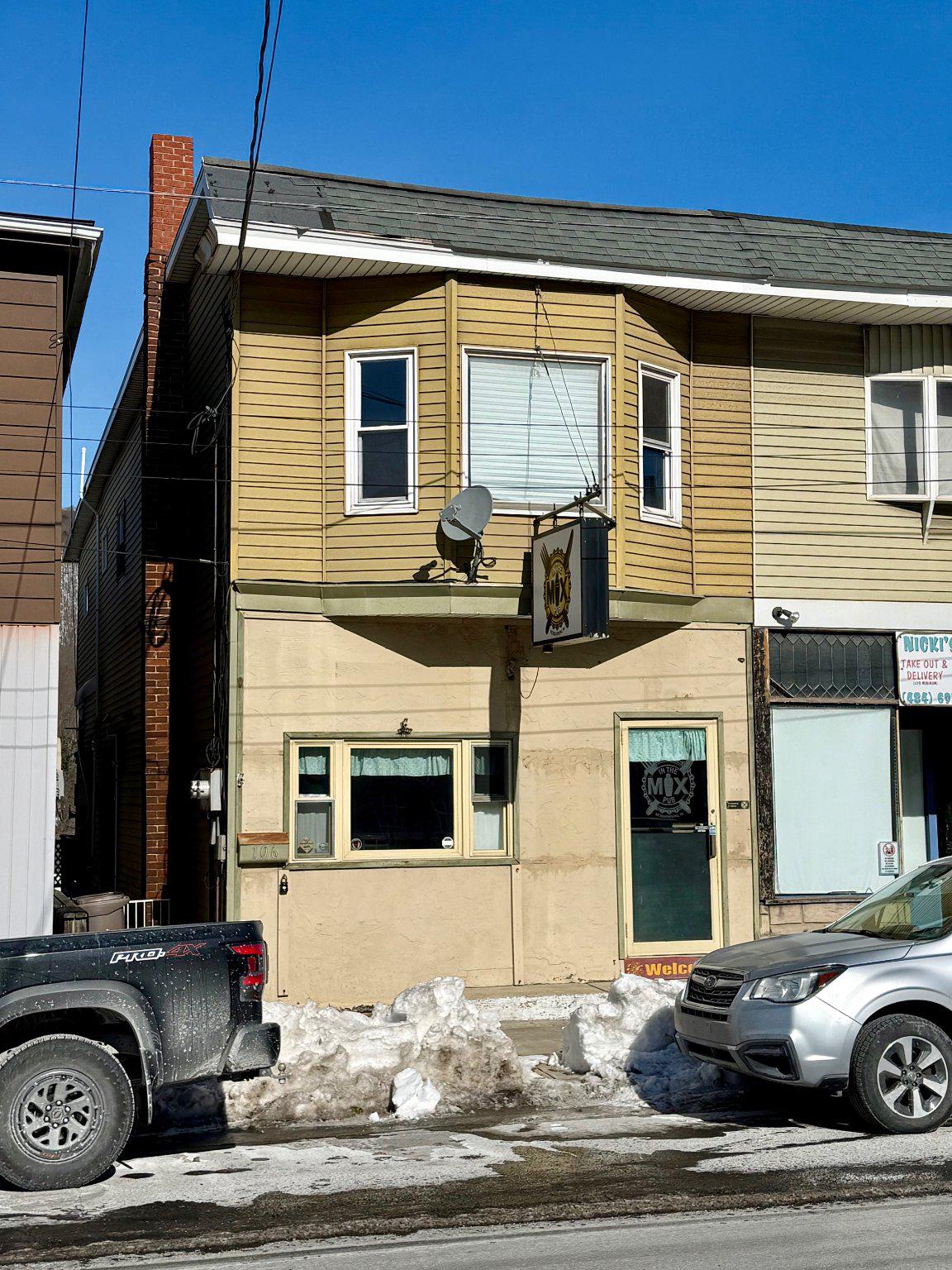 106 E Catawissa Street