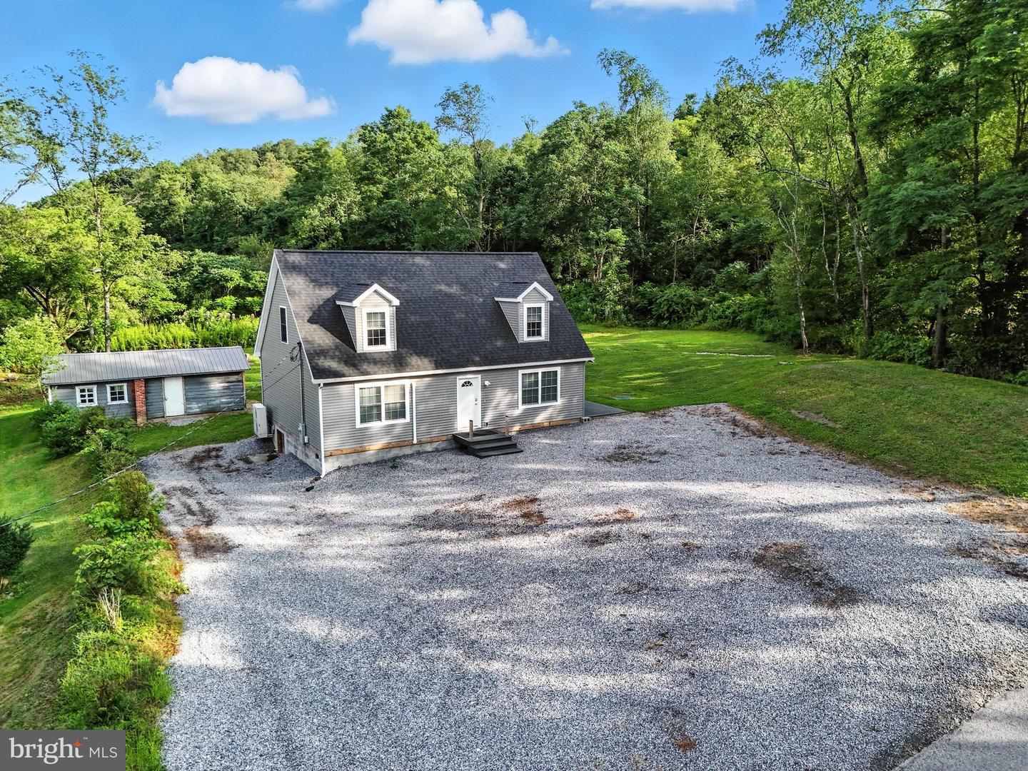 61 Pry Avenue, Glen Richey