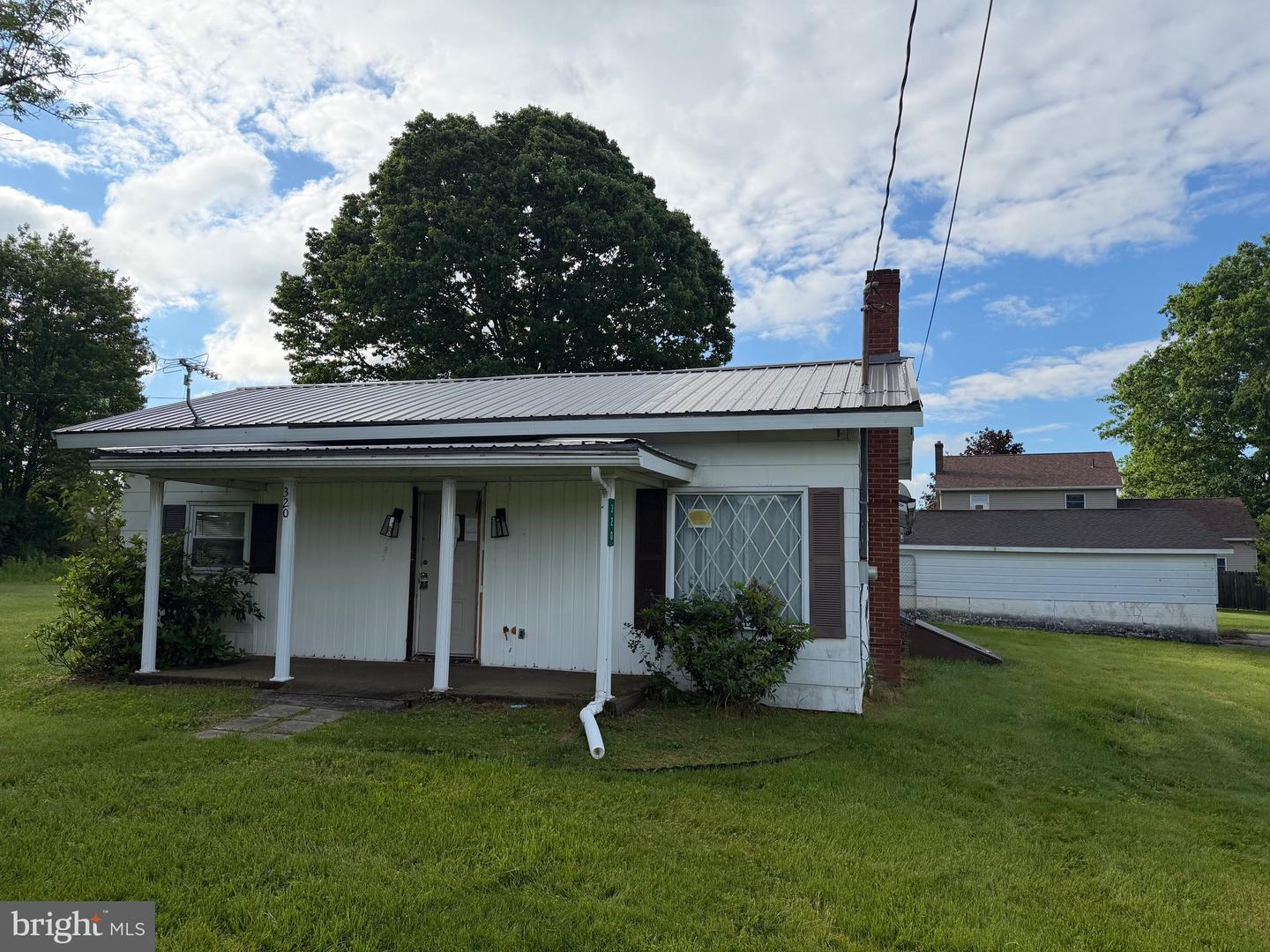 320 Telcott Street