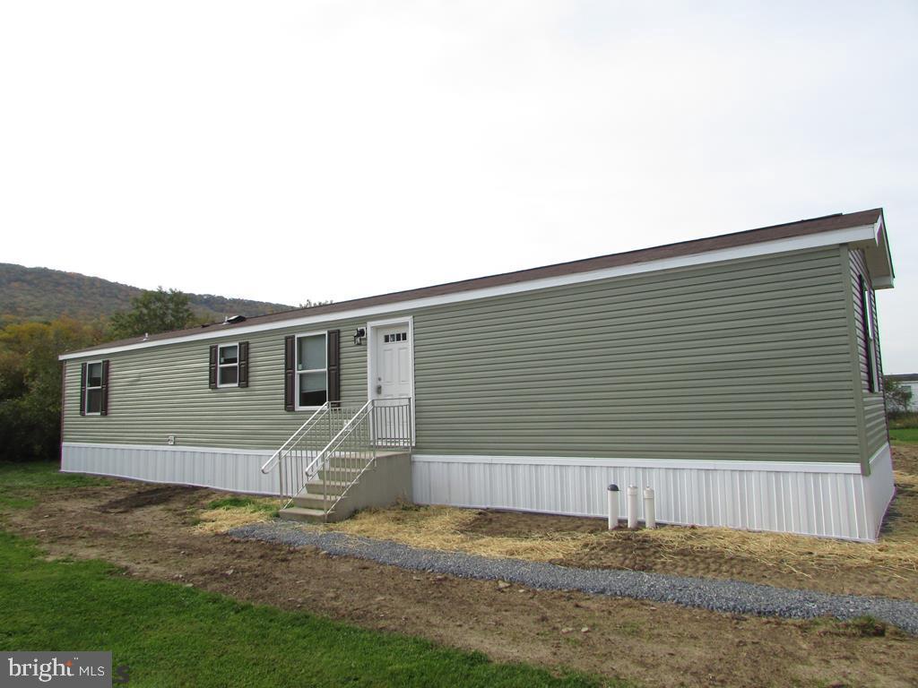 382 Hawk Lane