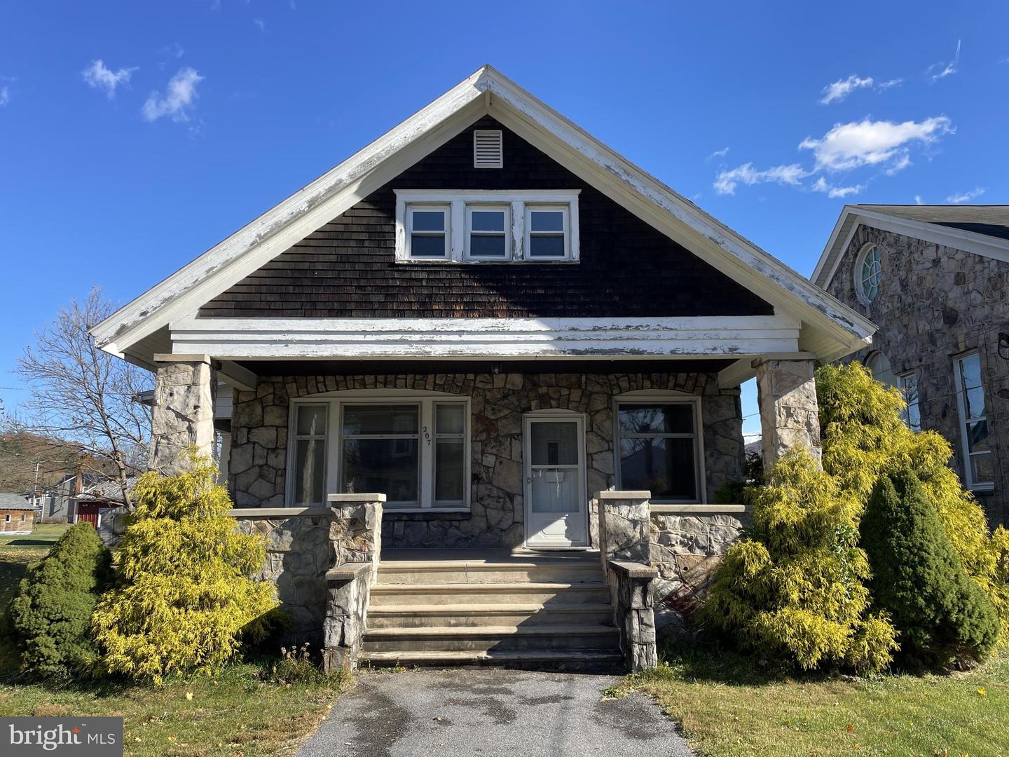 207 S Main Street, Port Matilda