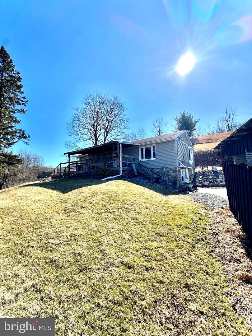 366 Mountain Back Road, Spring Mills