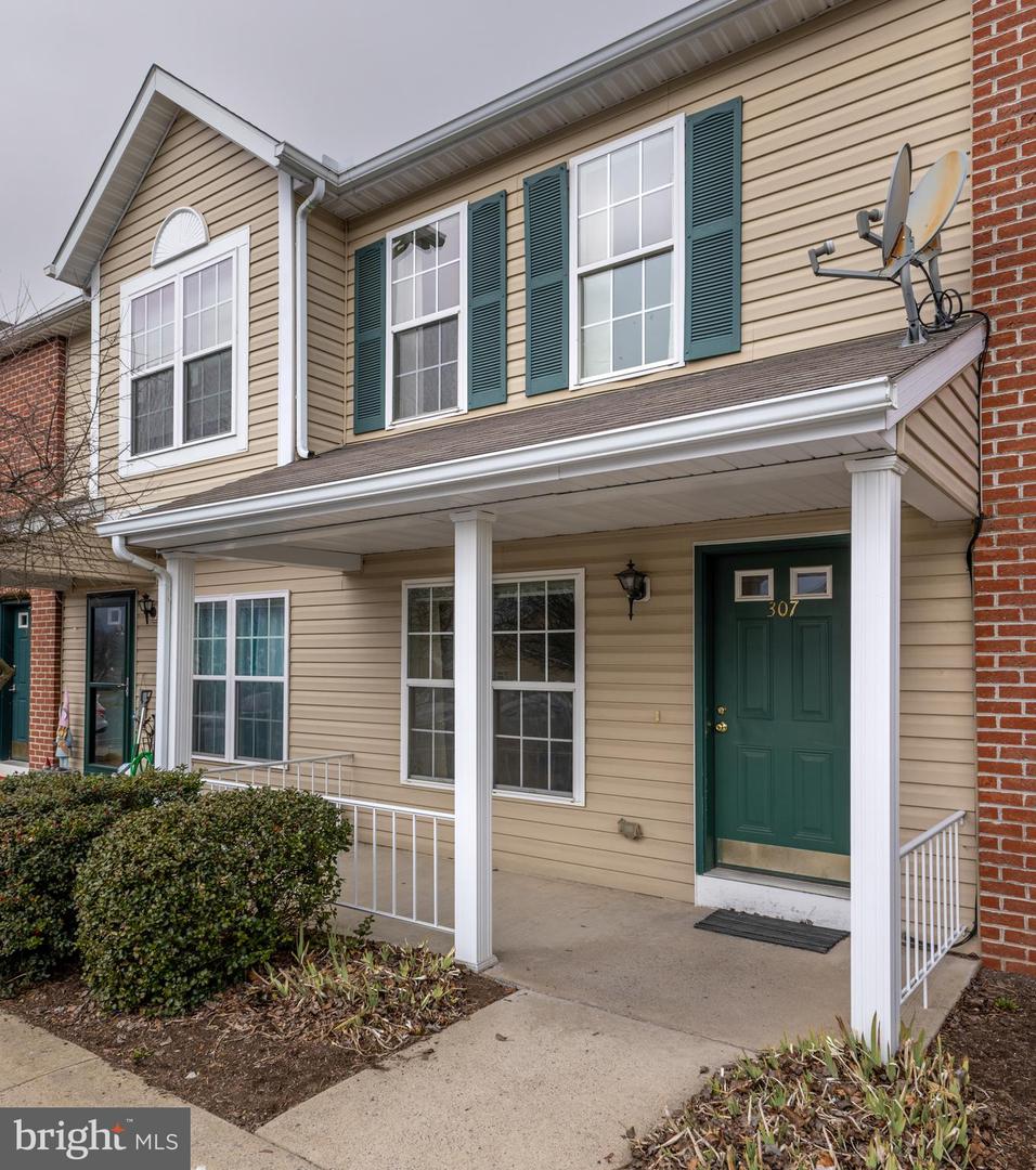 307 Chadham Court, Bellefonte
