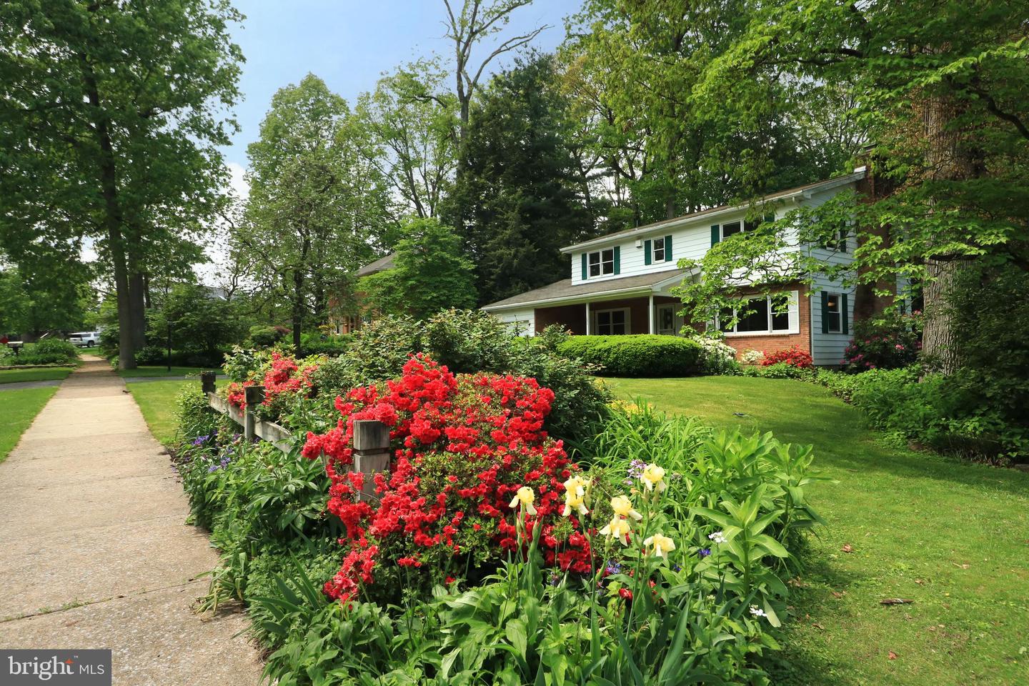 131 W Marylyn Avenue, State College