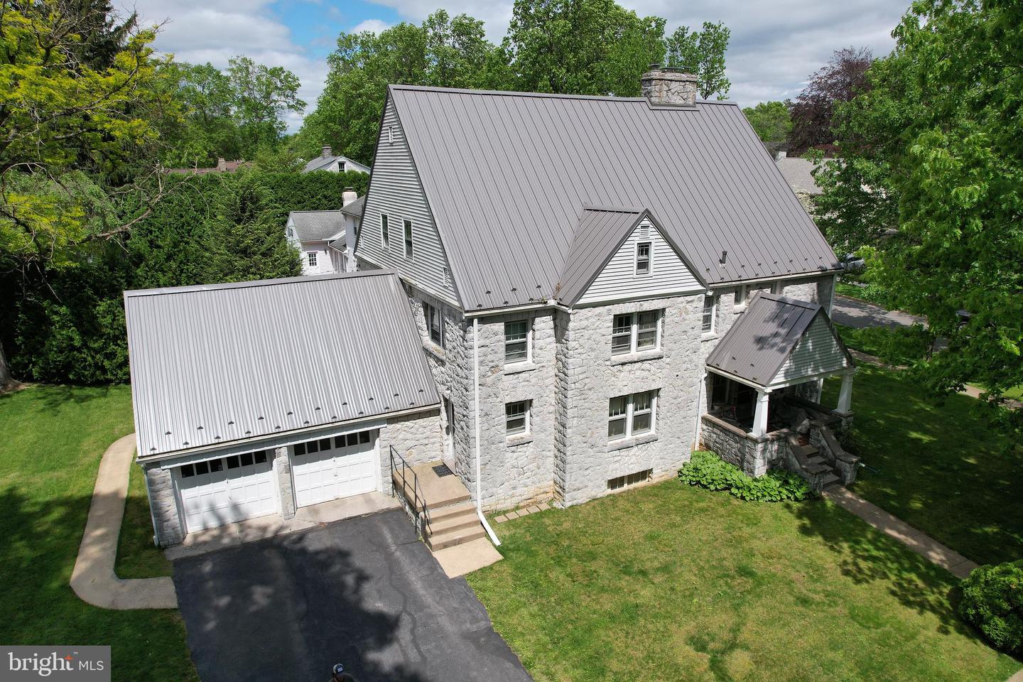 441-445 Ridge Avenue, State College