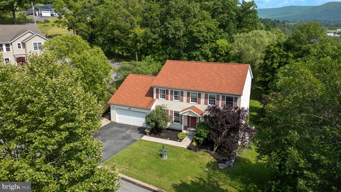 358 Baldwin Street, Lemont