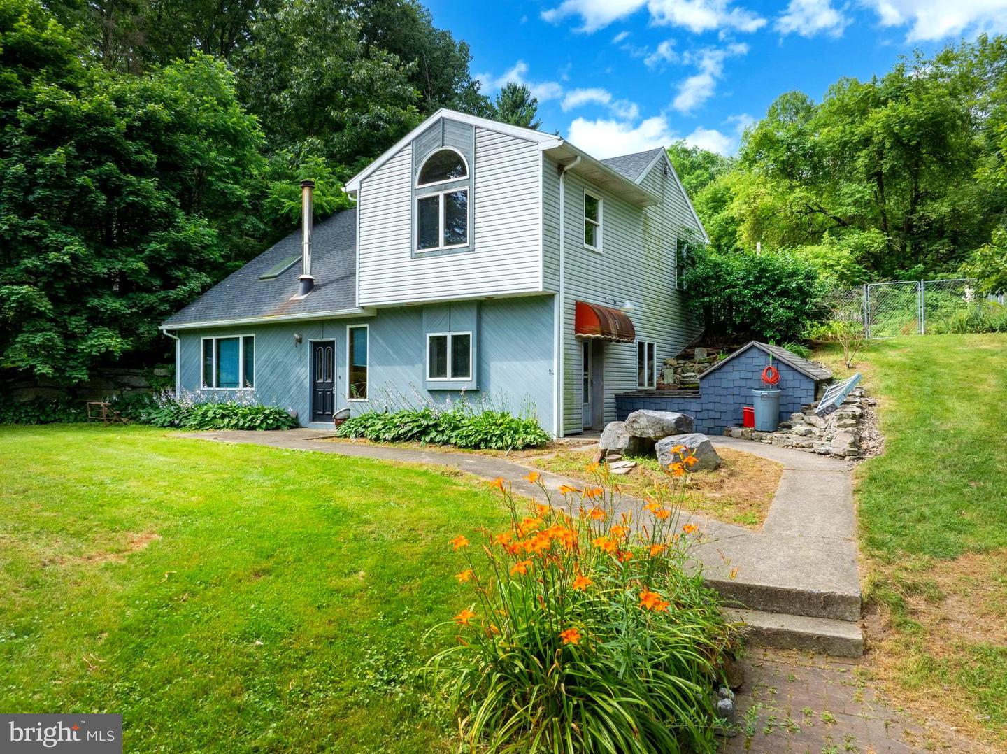 303 Lower Julian Pike, Port Matilda