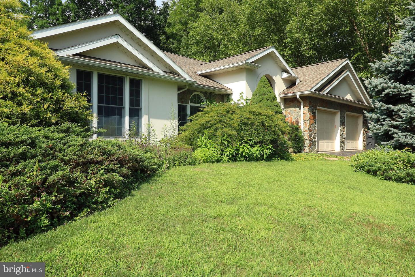 2489 Harvest Ridge Drive, State College