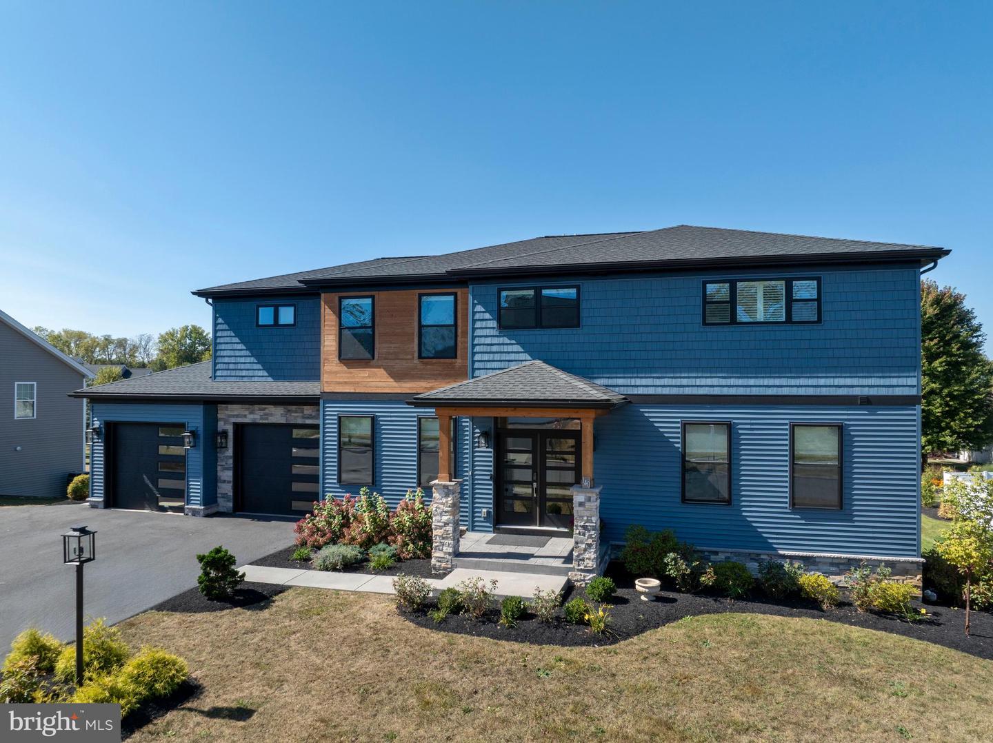 140 Pepperberry Lane, State College