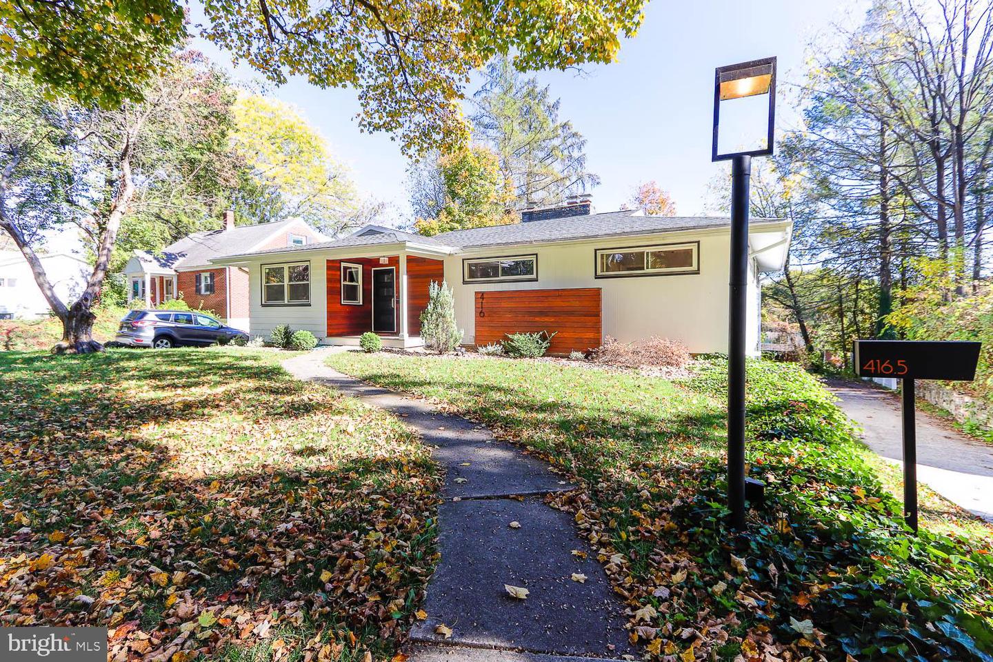 416 E Irvin Avenue