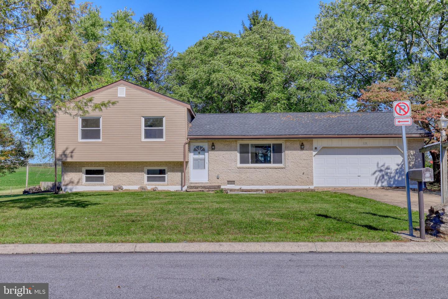 125 Ramblewood Road