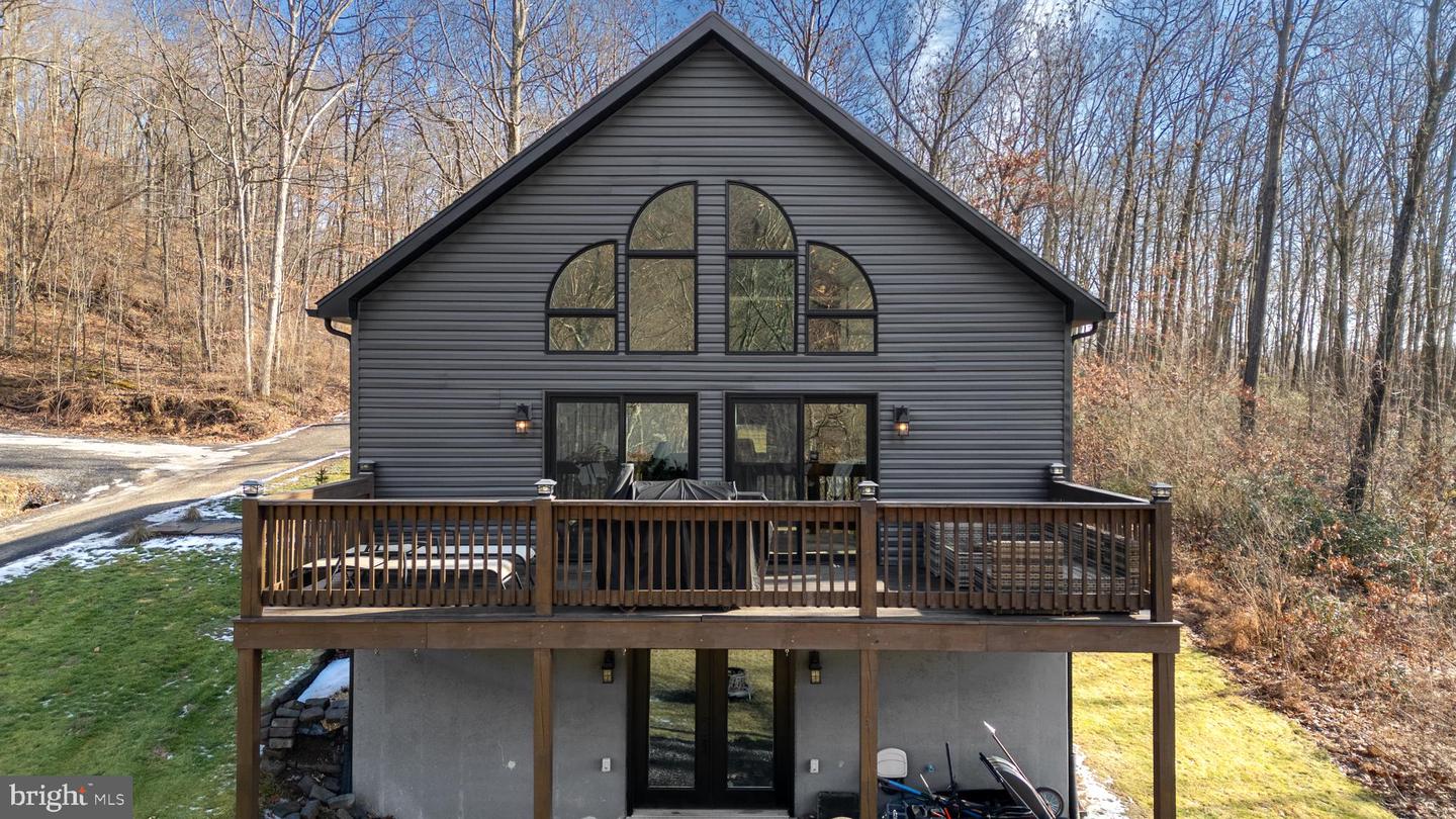 396 Whetstone Run, Julian