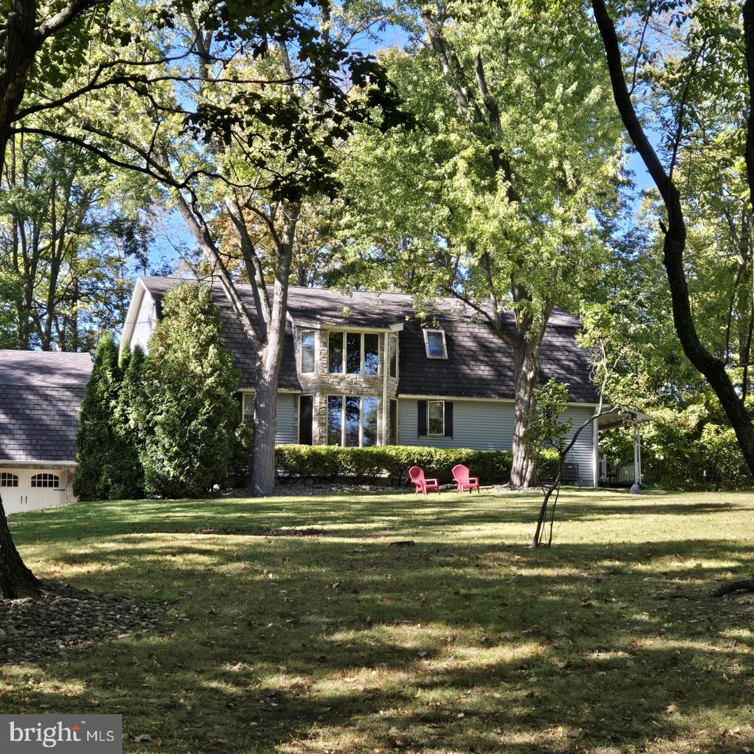 2237 Earlystown Road, Centre Hall