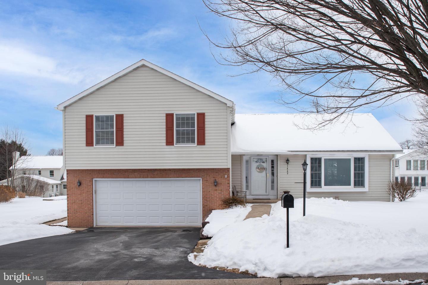 1469 Chaumont Avenue, State College
