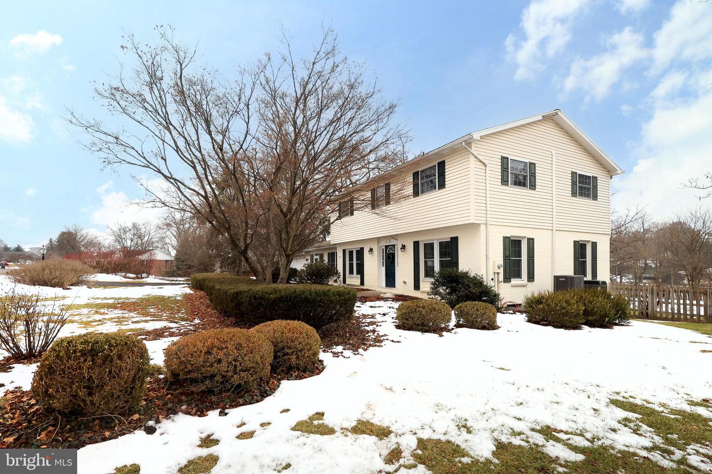 1027 Greenbriar Drive, State College