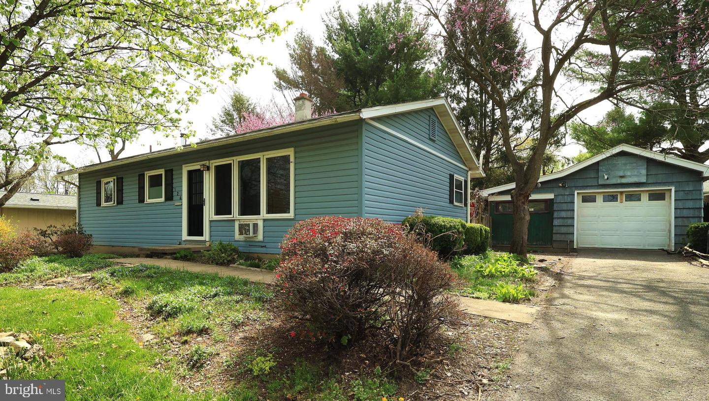 126 W South Hills Avenue, State College