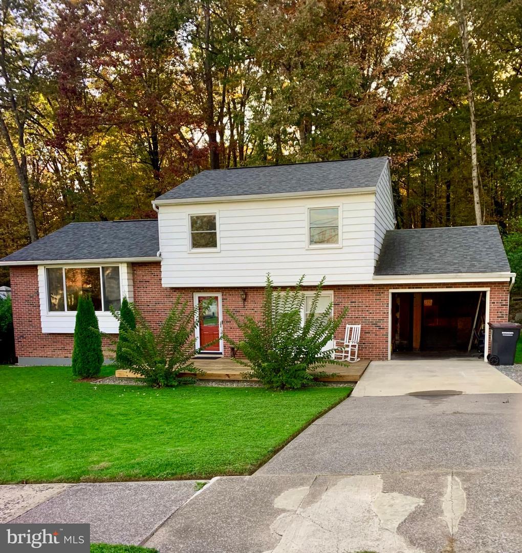 2120 N Oak Lane, State College
