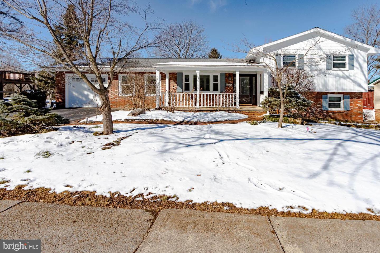 1096 Saxton Drive, State College