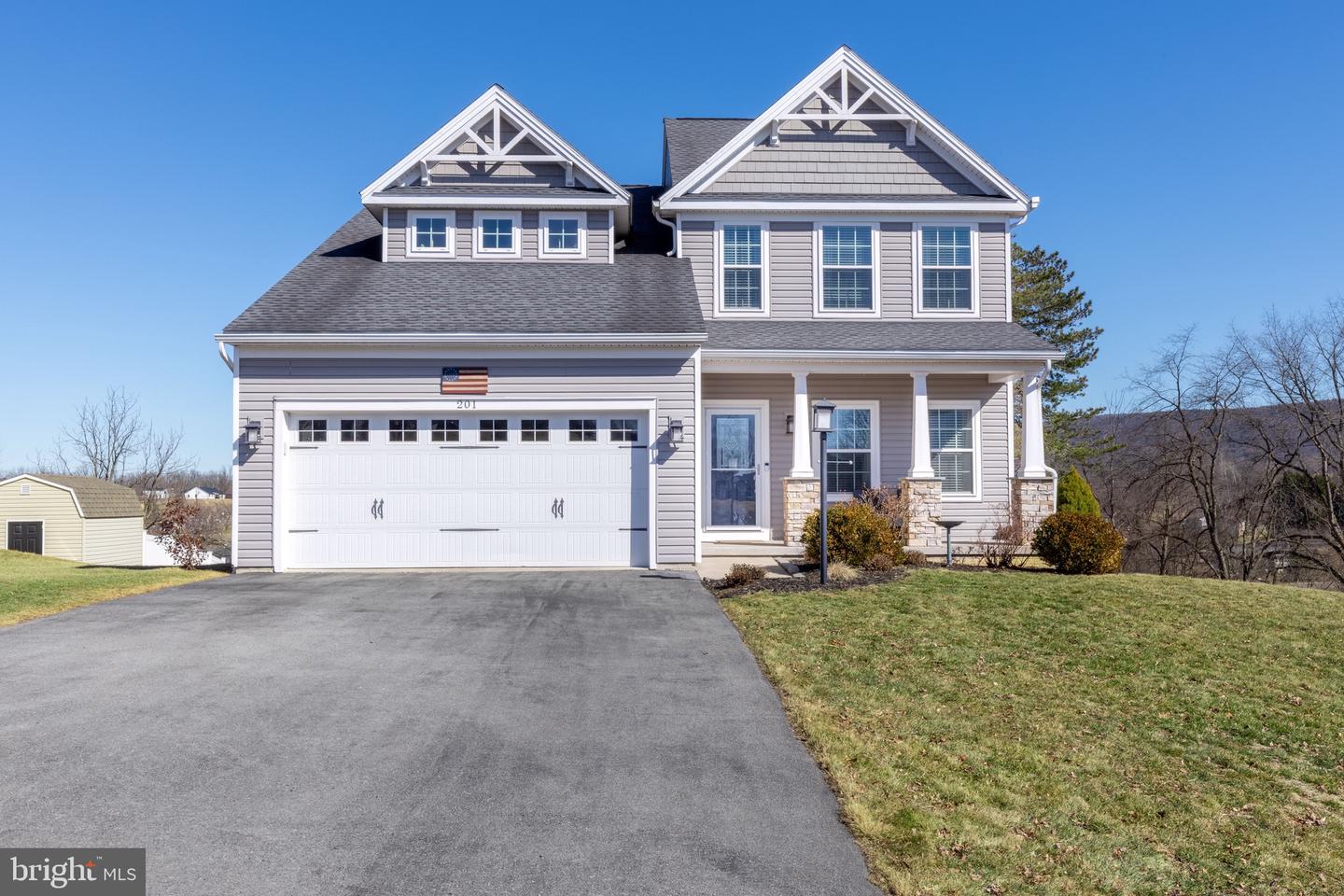 201 Jefferson Circle, Bellefonte