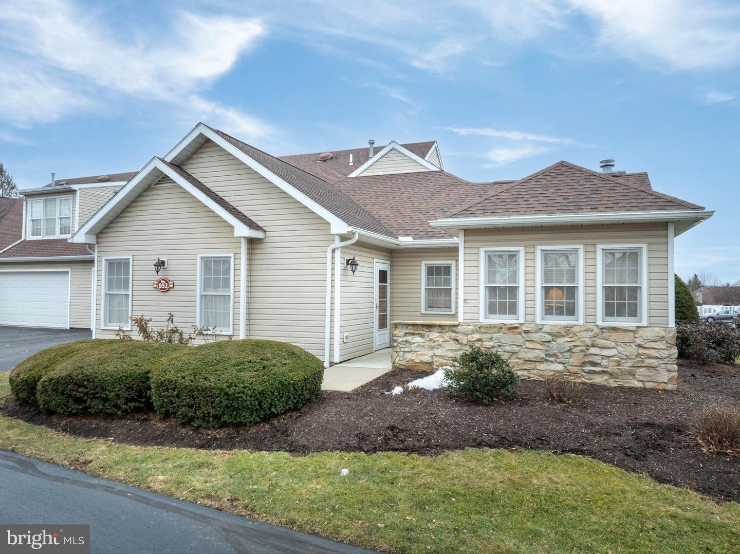 3301 Shellers Bend #952, State College