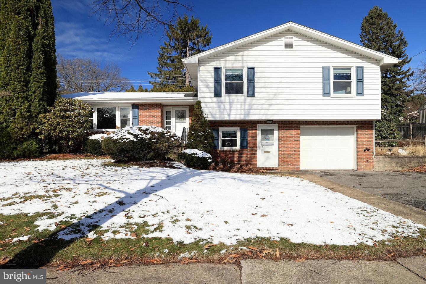 541 E Mccormick Avenue, State College