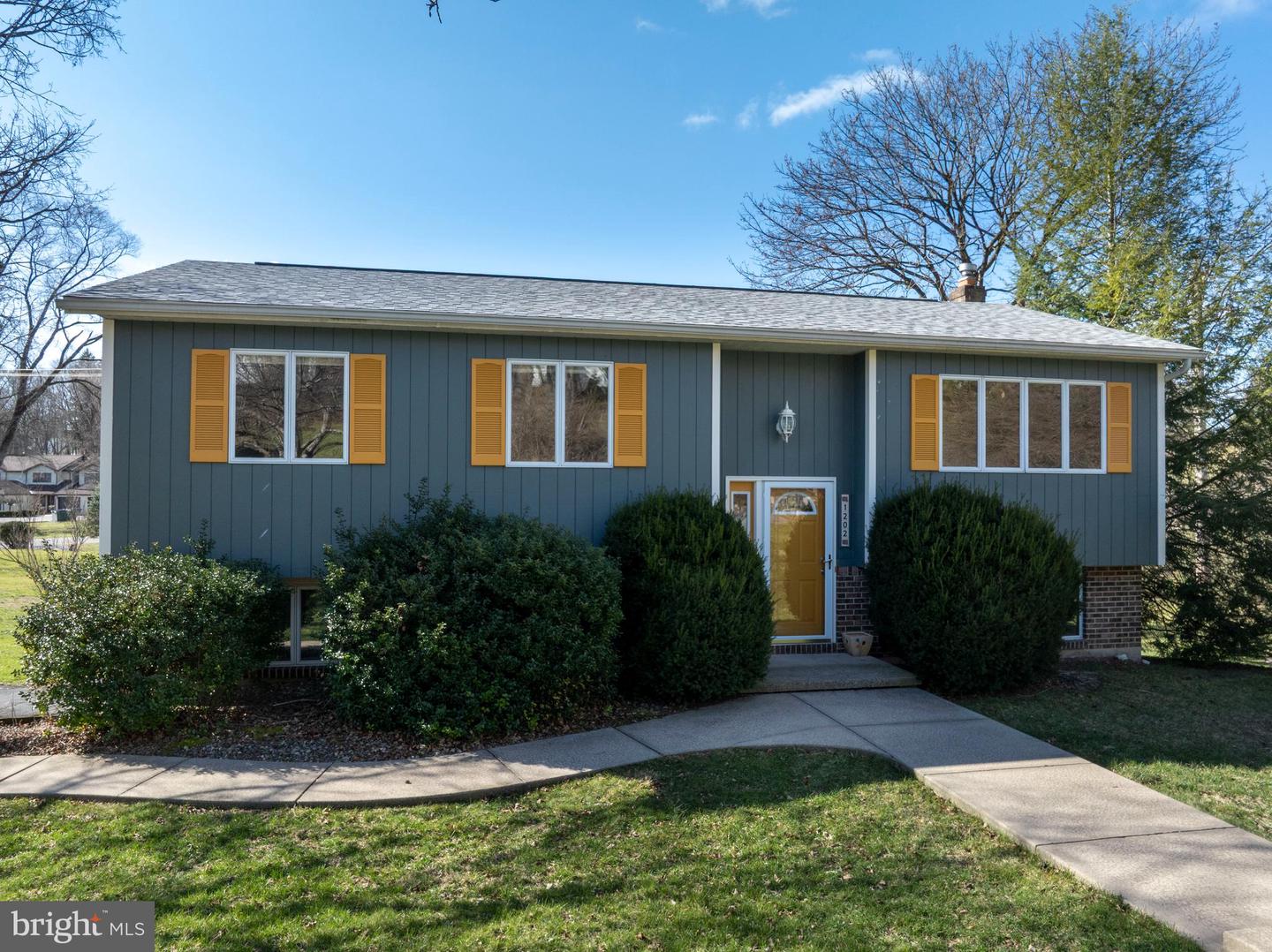 1202 Pine Circle, Bellefonte