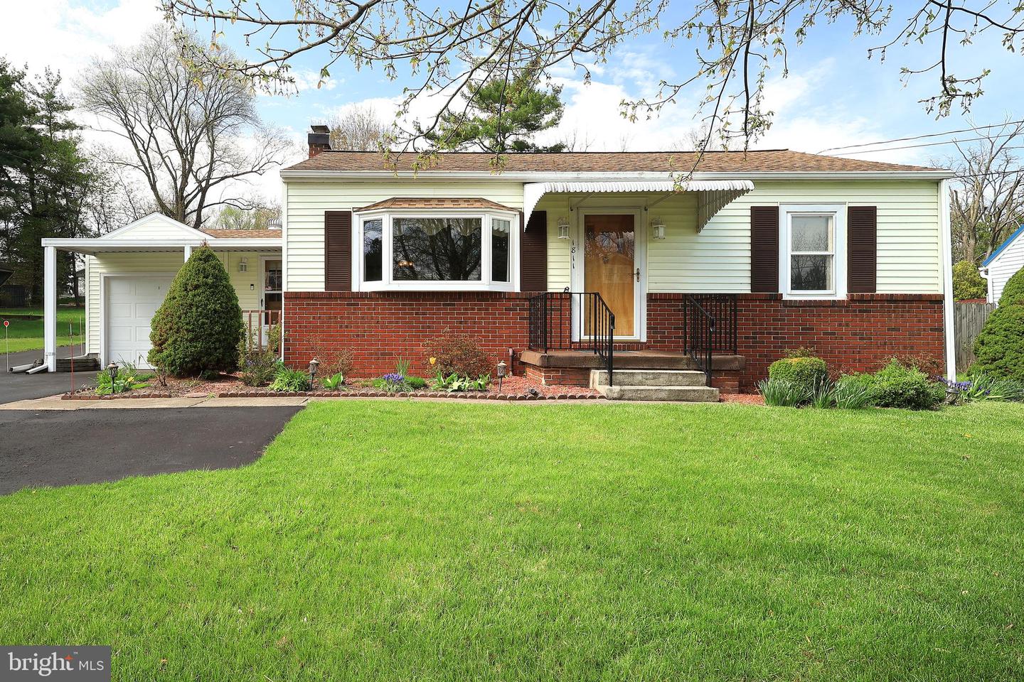1811 E Branch Road, State College