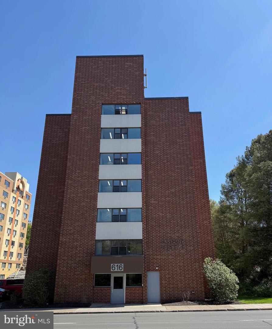 616 E College Avenue #305