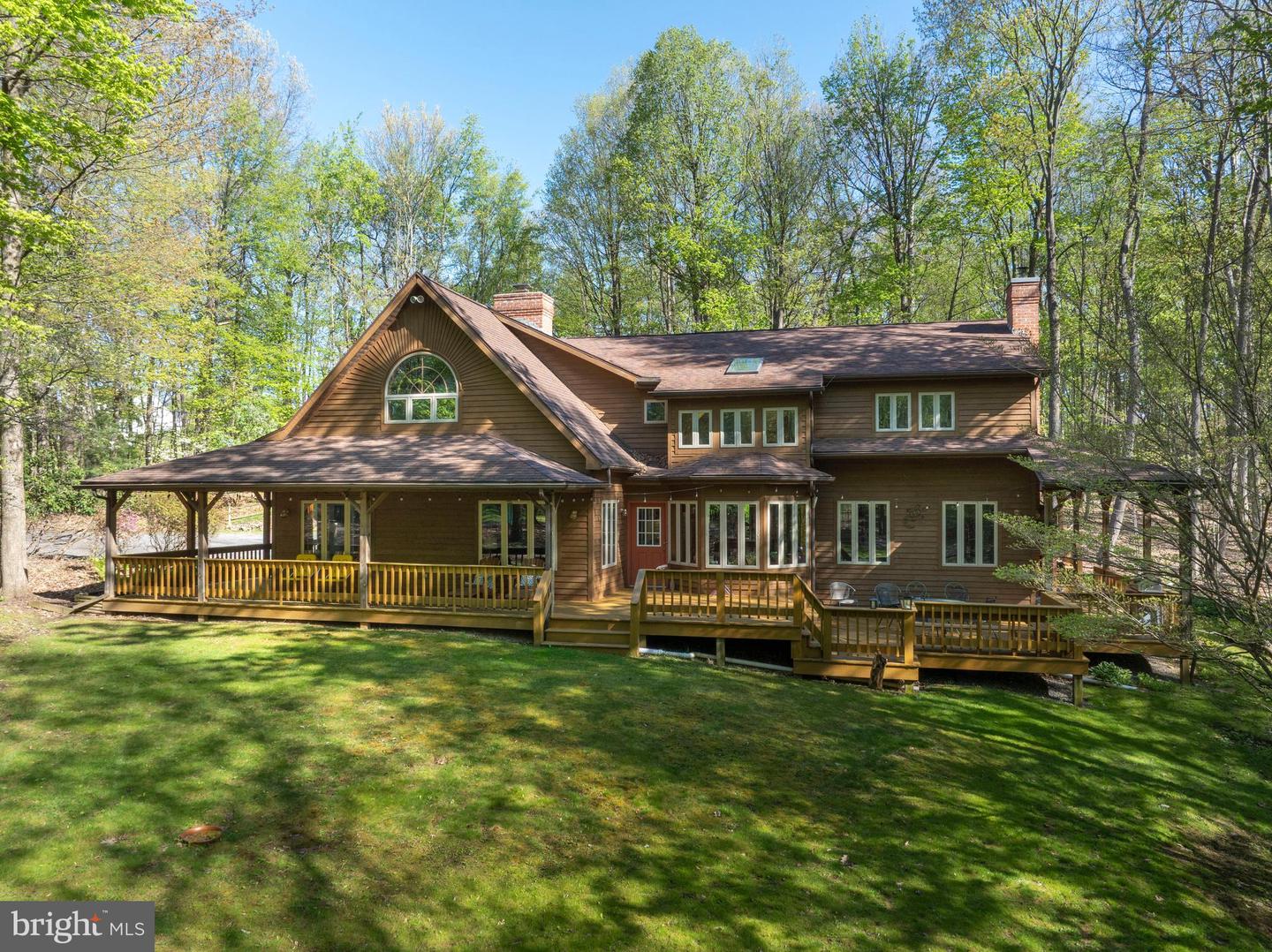 215 Woodpecker Lane, Port Matilda