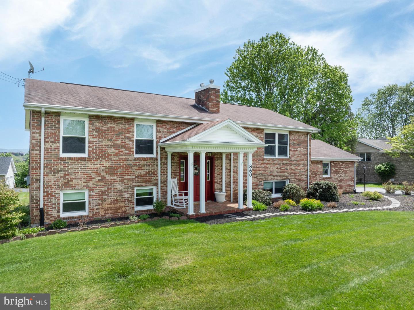 860 Oak Ridge Avenue, State College