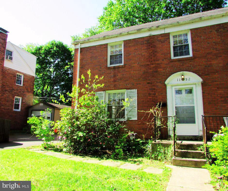 1152 S Atherton Street, State College