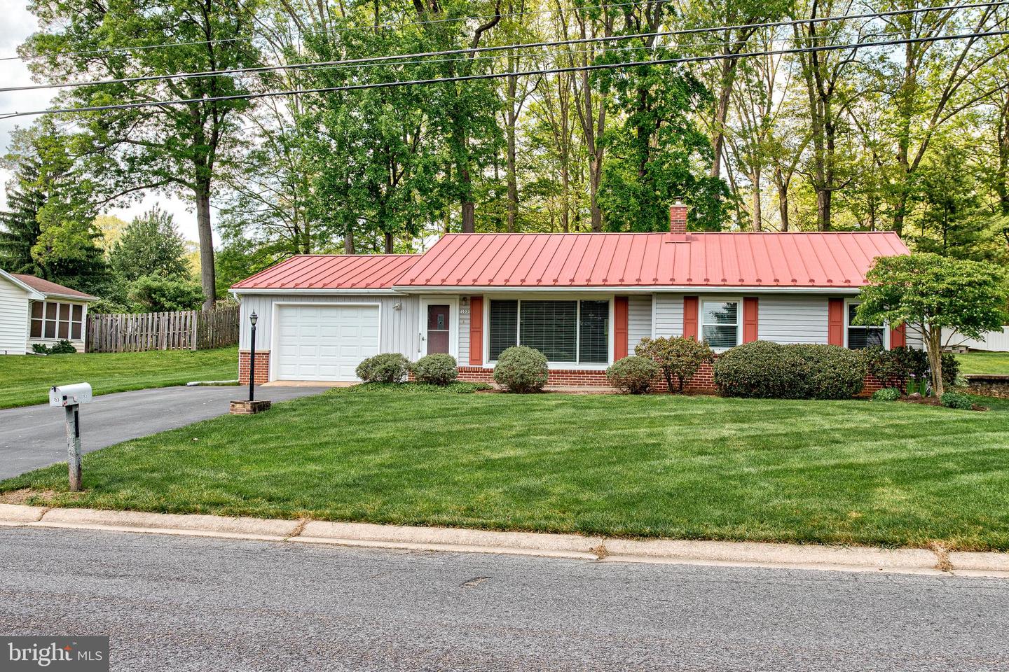 153 W Clearview Avenue, State College
