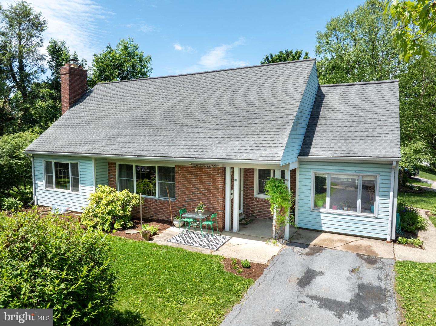 145 Waupelani Drive, State College