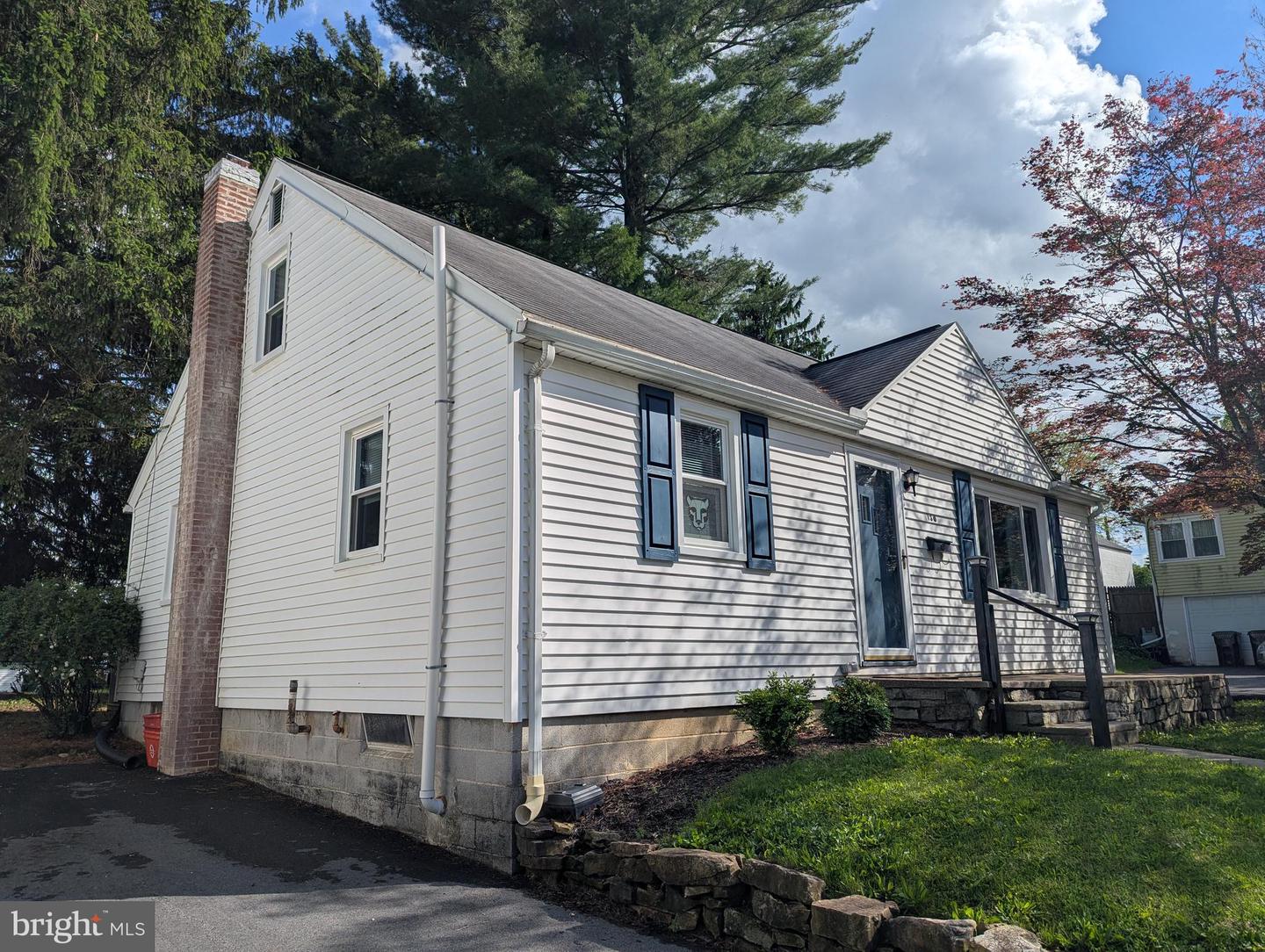 130 Logan Avenue