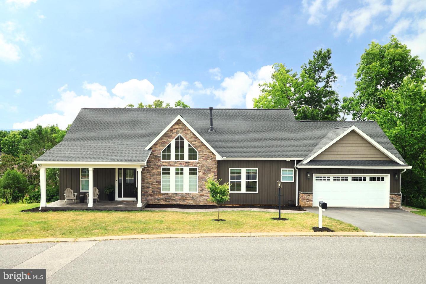 1214 Fox Meadow Circle, Bellefonte