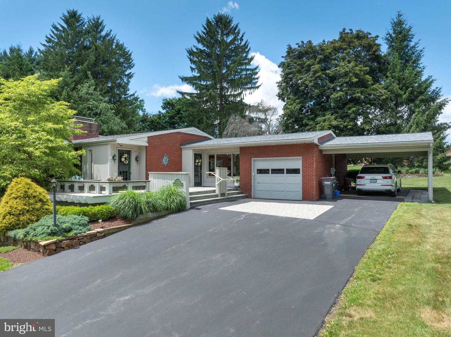 629 Beaumont Drive, State College