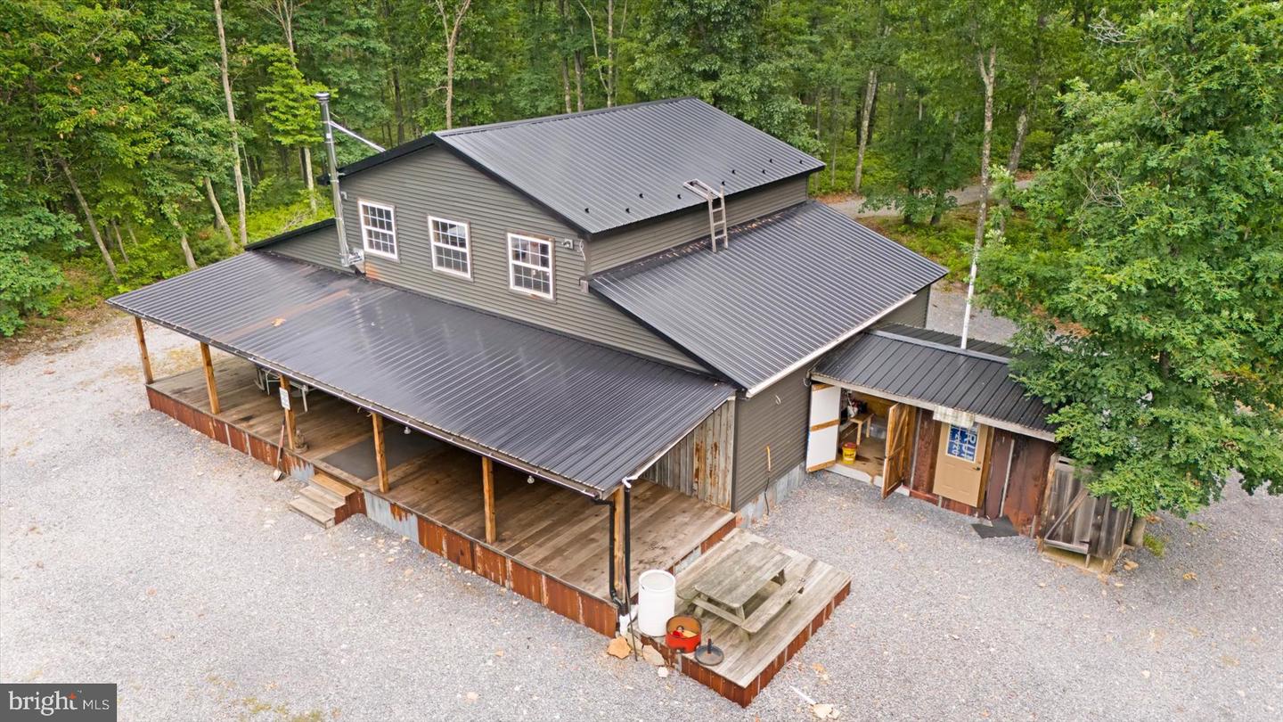 214 Little Wolf Rd, Clarence
