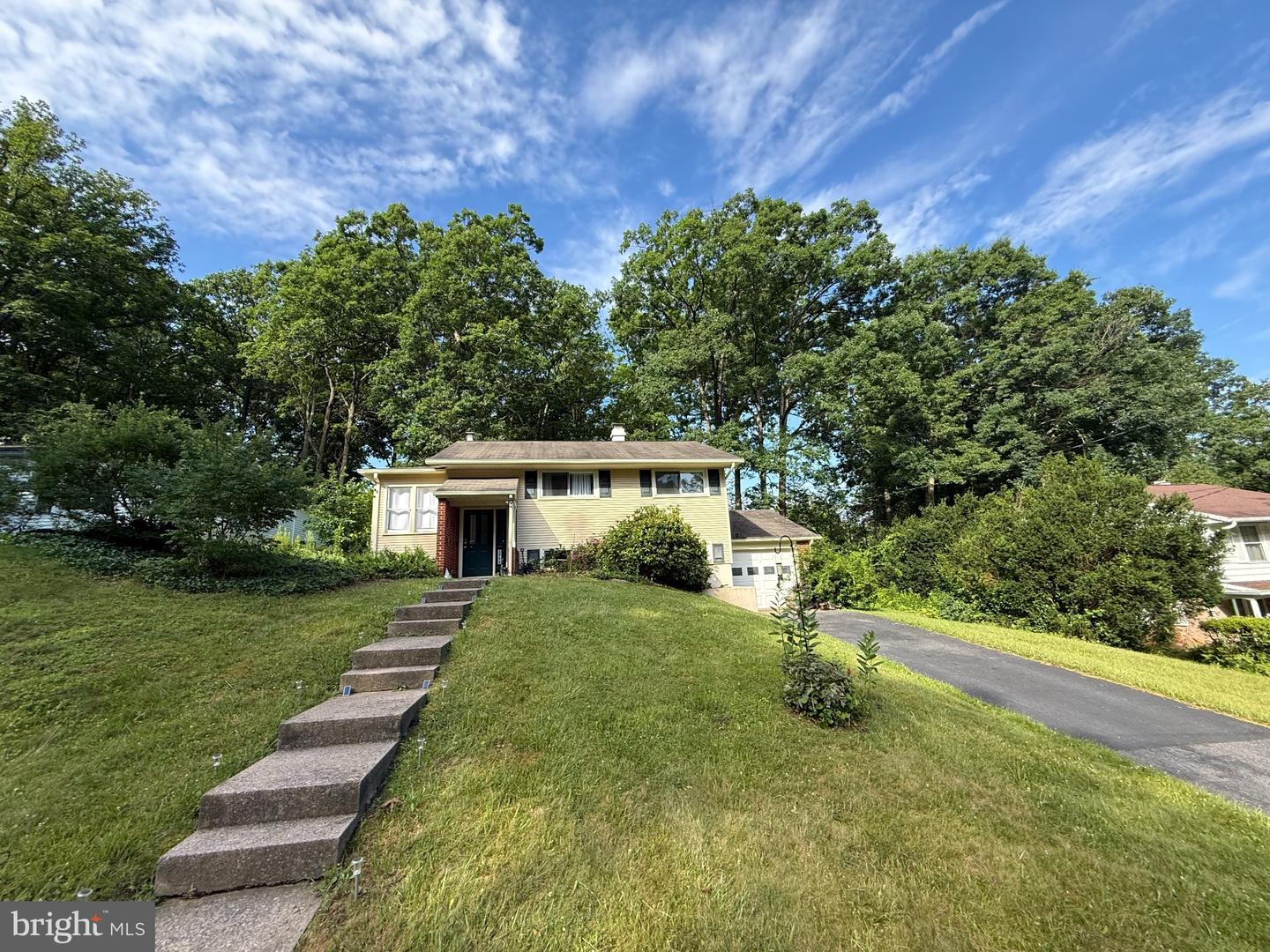 2042 Fairwood Lane, State College