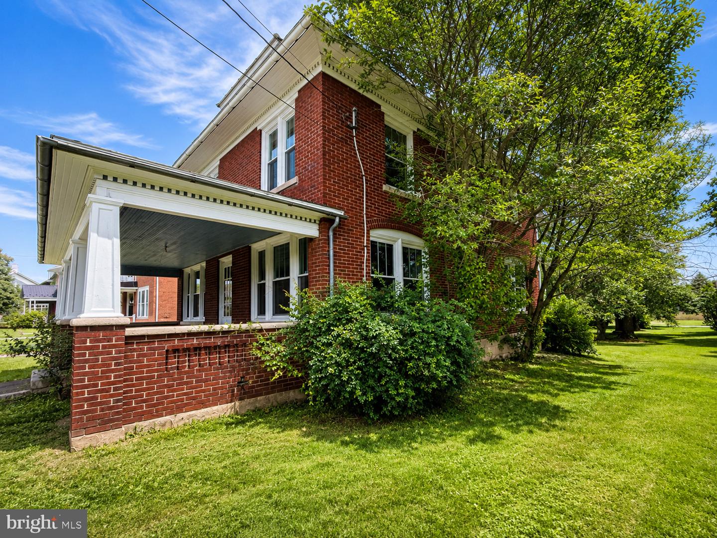149 W Main