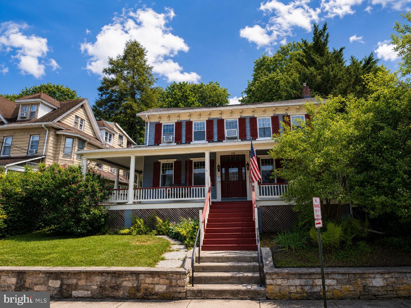 138 W Logan Street