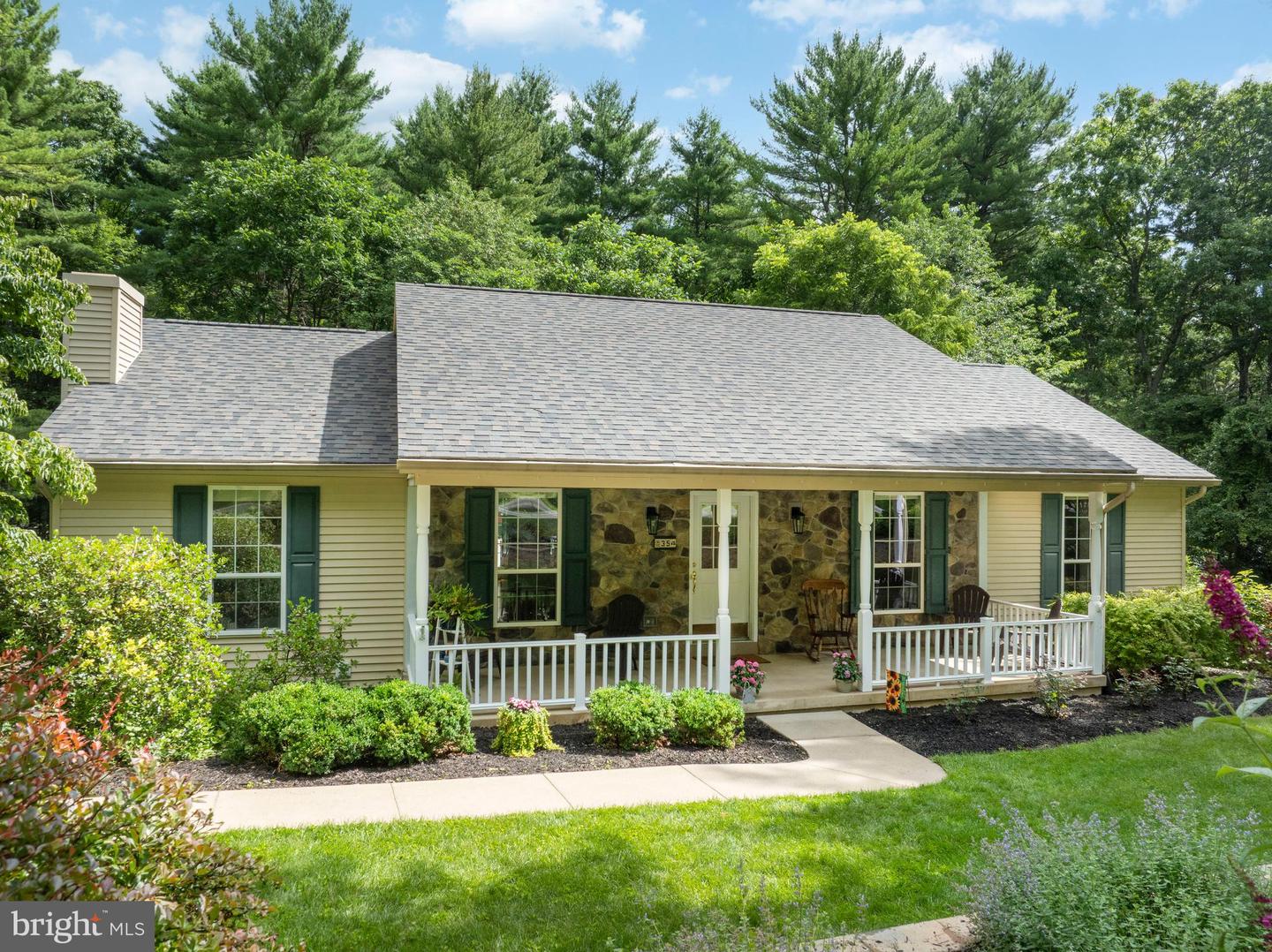 35 Coventry Lane, State College