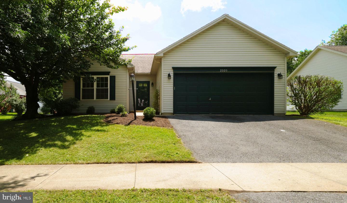 2320 Falconpointe Drive, State College