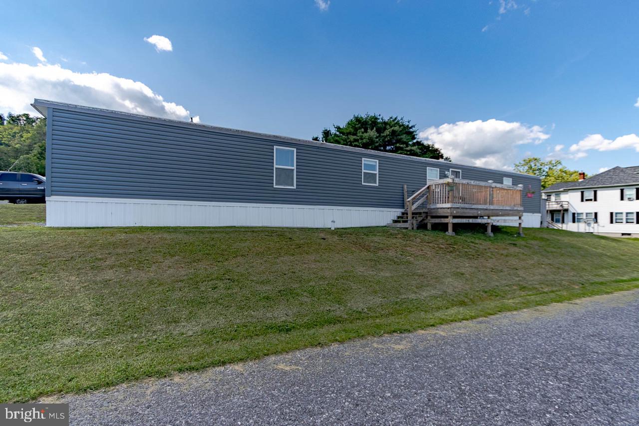 120 Cardinal Drive