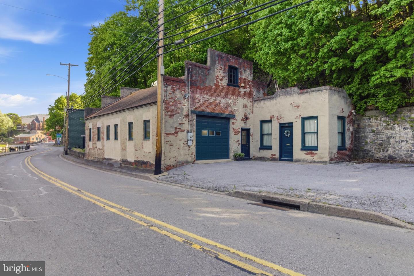 146 S Water Street