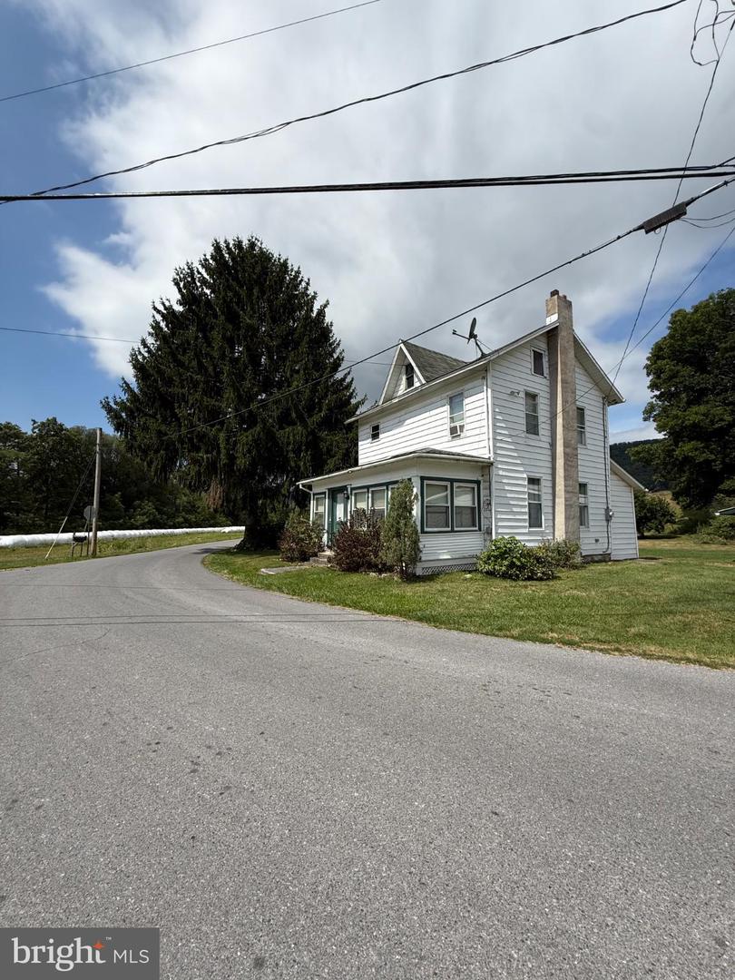 1329 Summer Mountain Road, Loganton