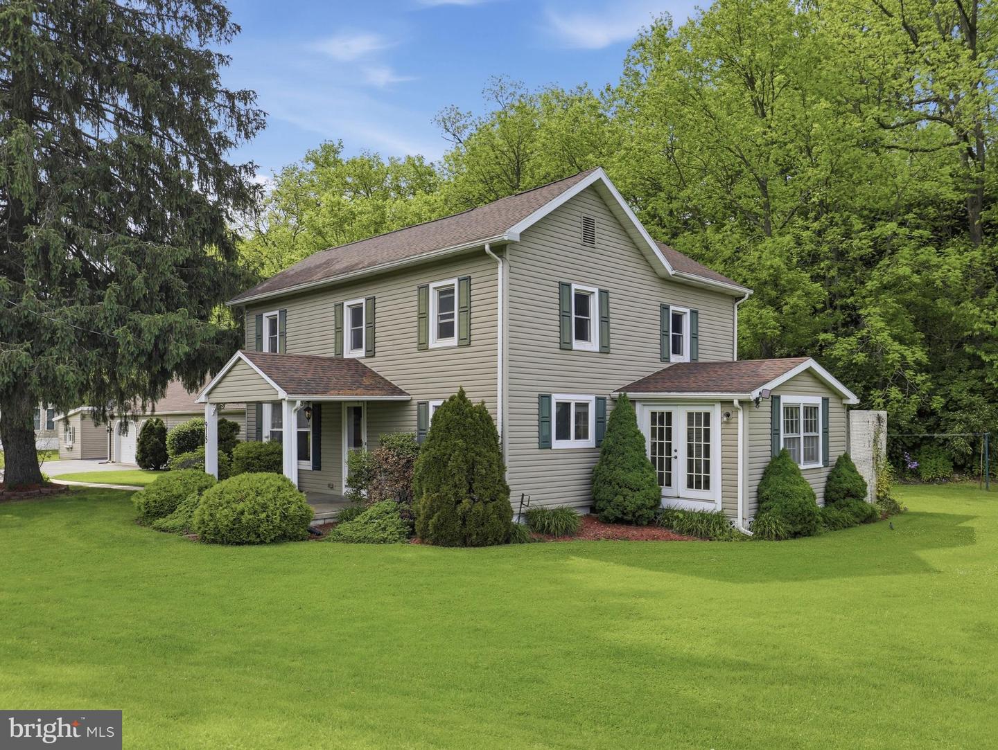 915 Long Run Road