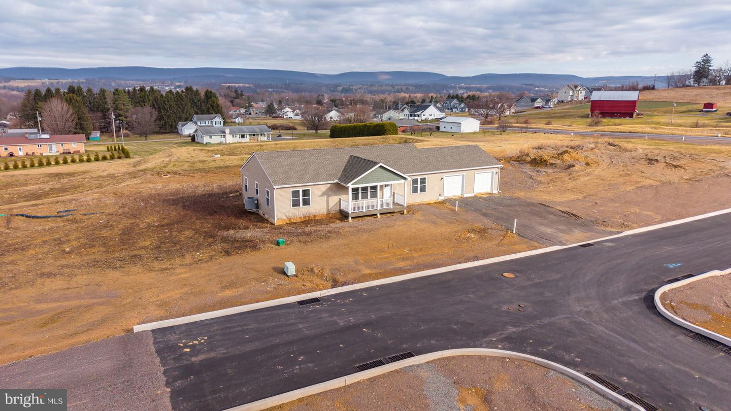 34 Mifflin Terrace, Mifflinville