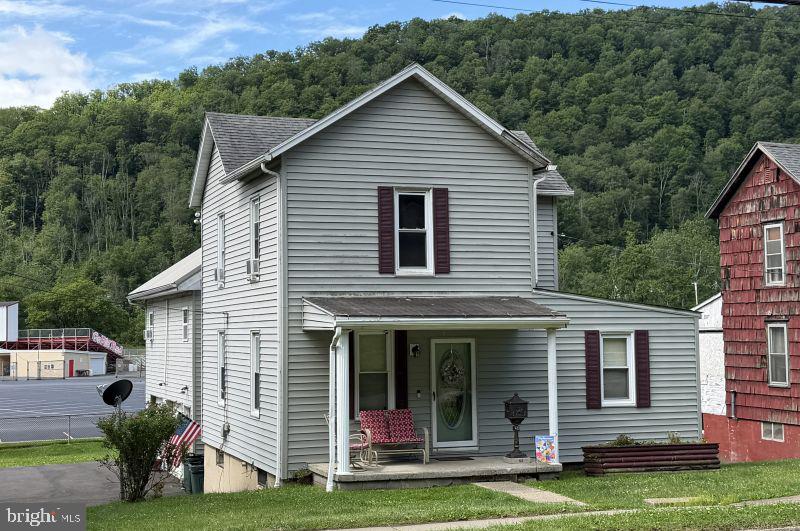 423 W Allegany Avenue, Emporium