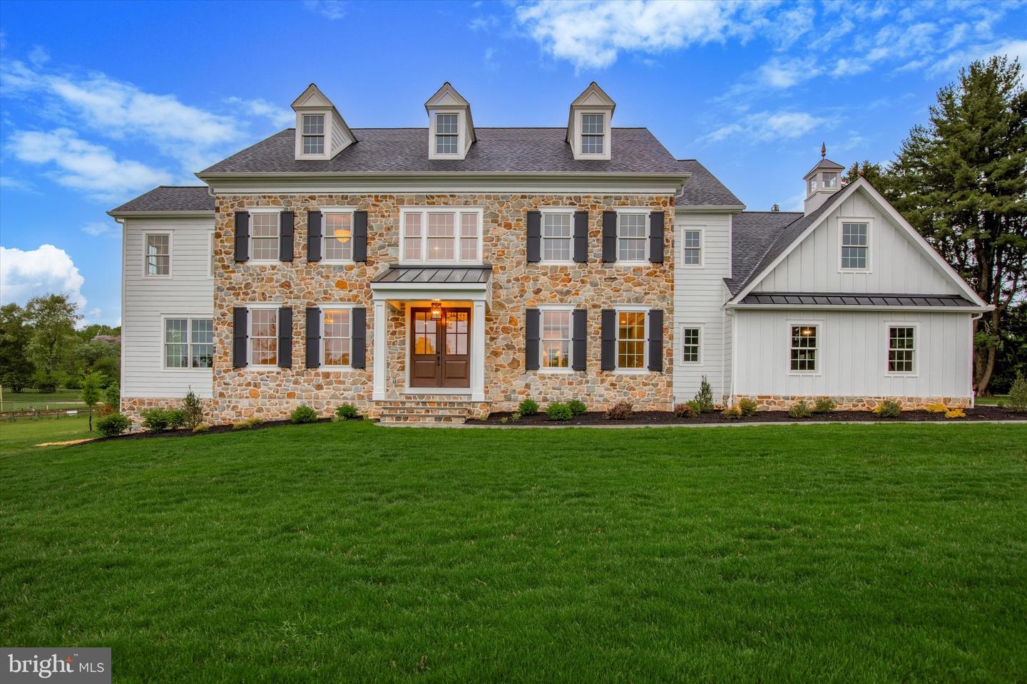 1 Red Barn Lane, Malvern