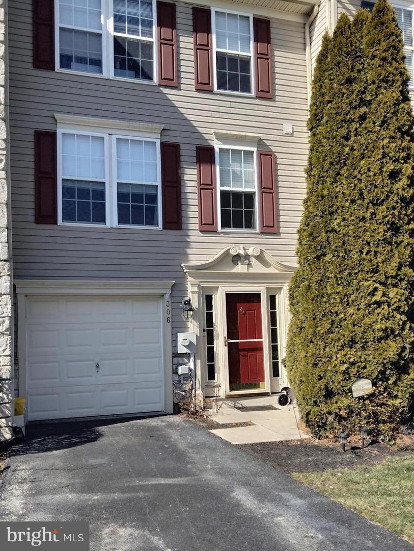 306 Green Hill Road, Parkesburg